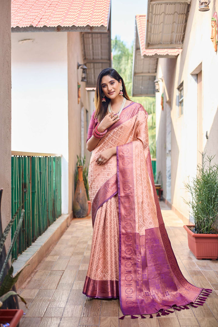 Pale peach pattu kanjivaram silk saree - PAHRAVA