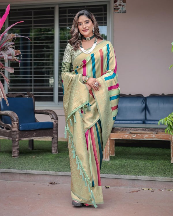 Pista Green Soft Semi Kanjivaram Pattu Silk Saree.