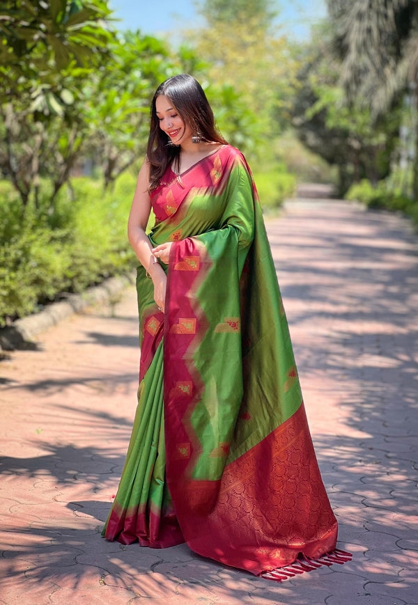 Leaf Green pure Kanjivaram pattu full zari silk saree with a super rich grand Meena pallu - PAHRAVA