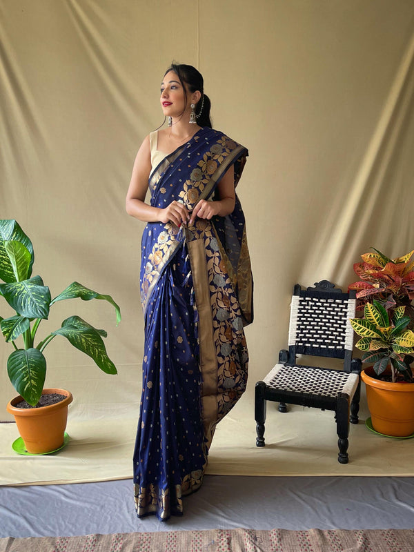 Navy blue soft silk saree with zari weaving - PAHRAVA