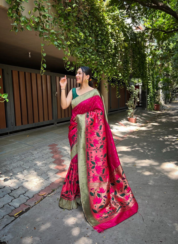 Queen Pink Pure Banarasi Paithani Silk Saree - PAHRAVA