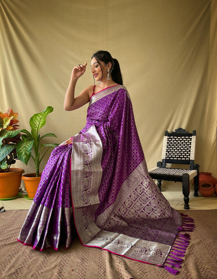 Pure Purple Khicha Checks Silk Saree - PAHRAVA