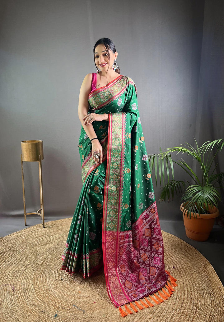 Traditional Green Soft Rangeen Patola Silk Saree - PAHRAVA