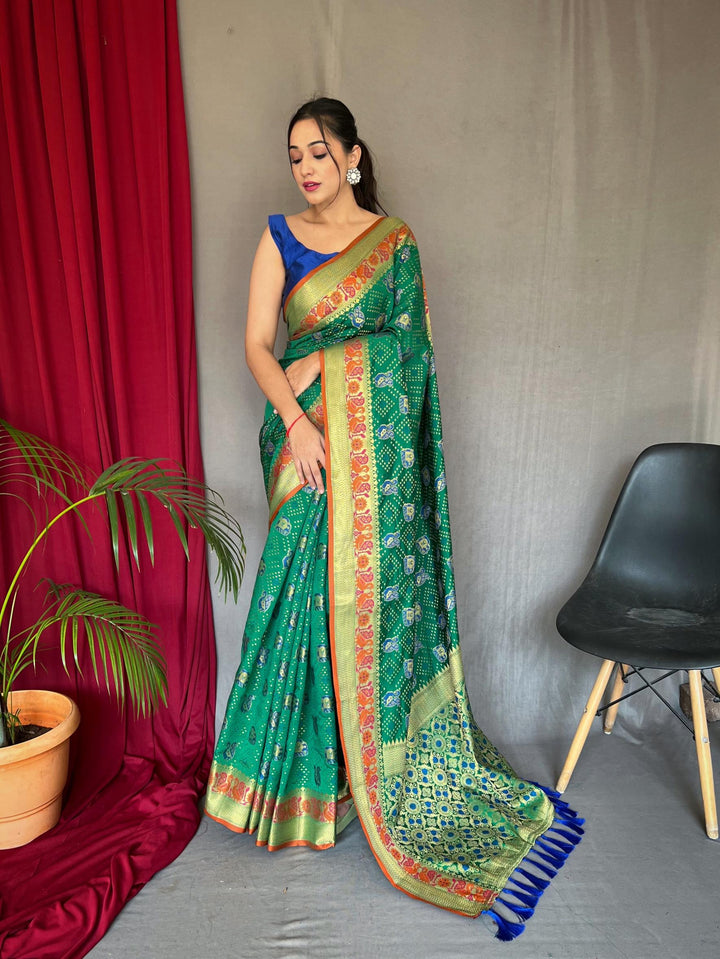 Traditional Green Pure Kachii Patola Silk Saree - PAHRAVA