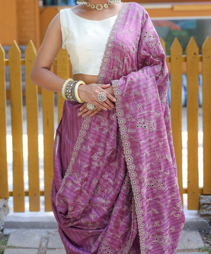 Luminous Lavender soft silk saree - PAHRAVA